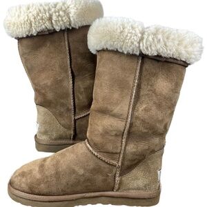 UGG Australia Classic Tall Boots Womens Size 8 Suede Chestnut Brown Fur Lined